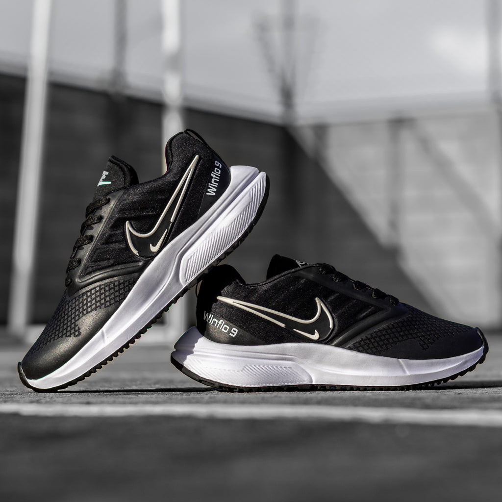 Nike Zoom Winflo 9 Femenino – Comodidad y Estilo para tu Carrera