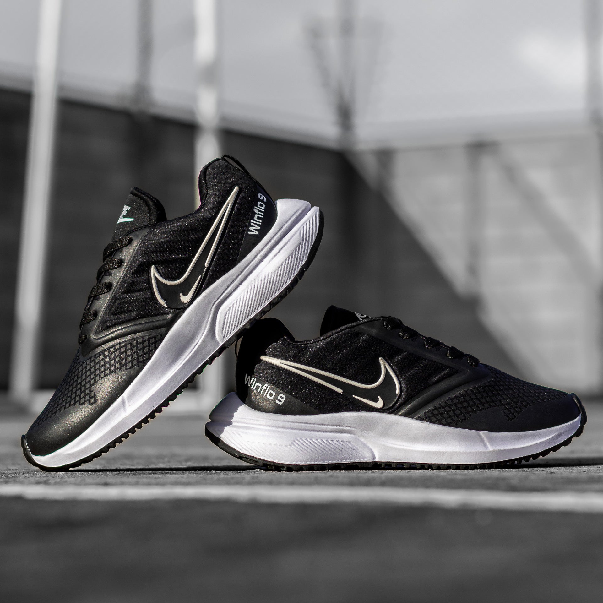 Nike Zoom Winflo 9 Femenino – Comodidad y Estilo para tu Carrera