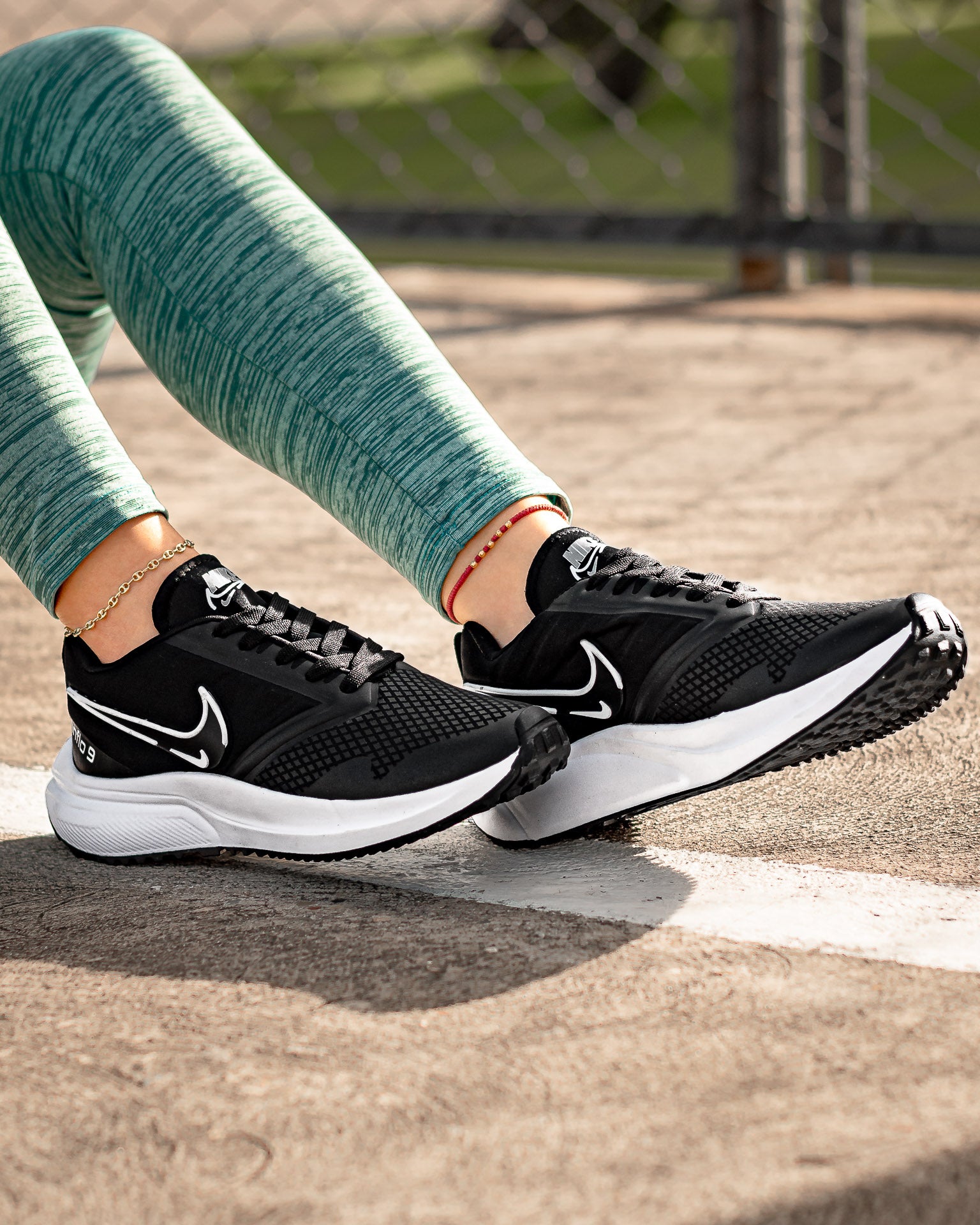 Nike Zoom Winflo 9 Femenino – Comodidad y Estilo para tu Carrera