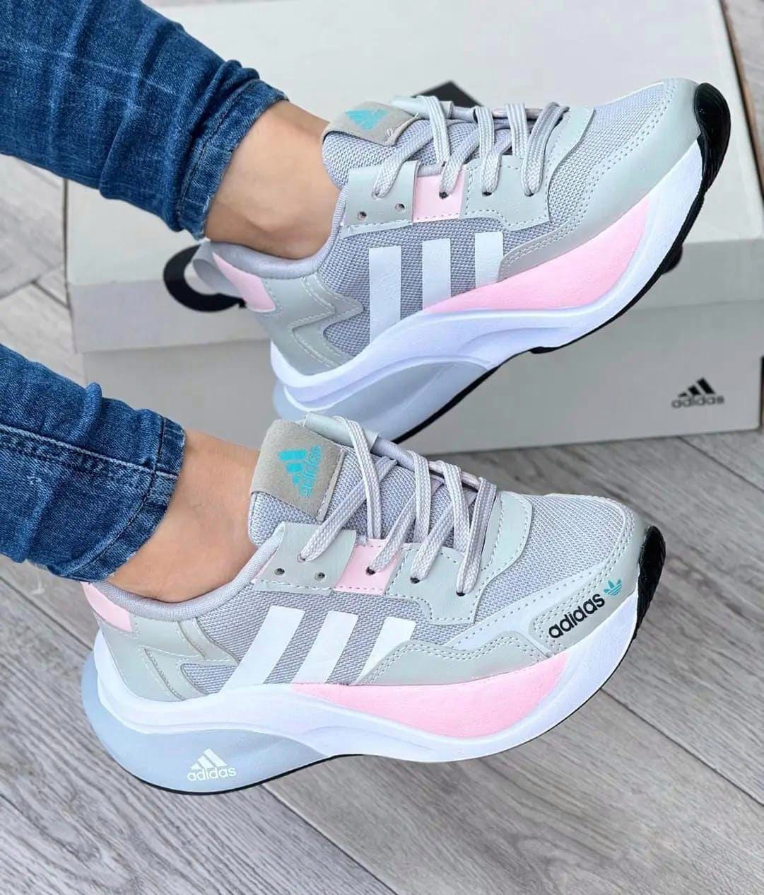 ¡Adidas Reflex Prime – Brilla con Estilo!