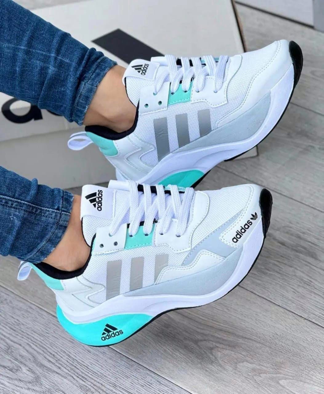 ¡Adidas Reflex Prime – Brilla con Estilo!