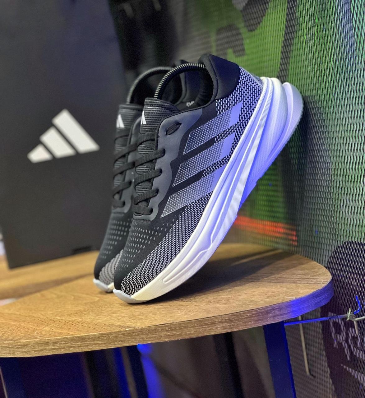 ¡Adidas Supernova Rise Pro – Comodidad y rendimiento sin límites!