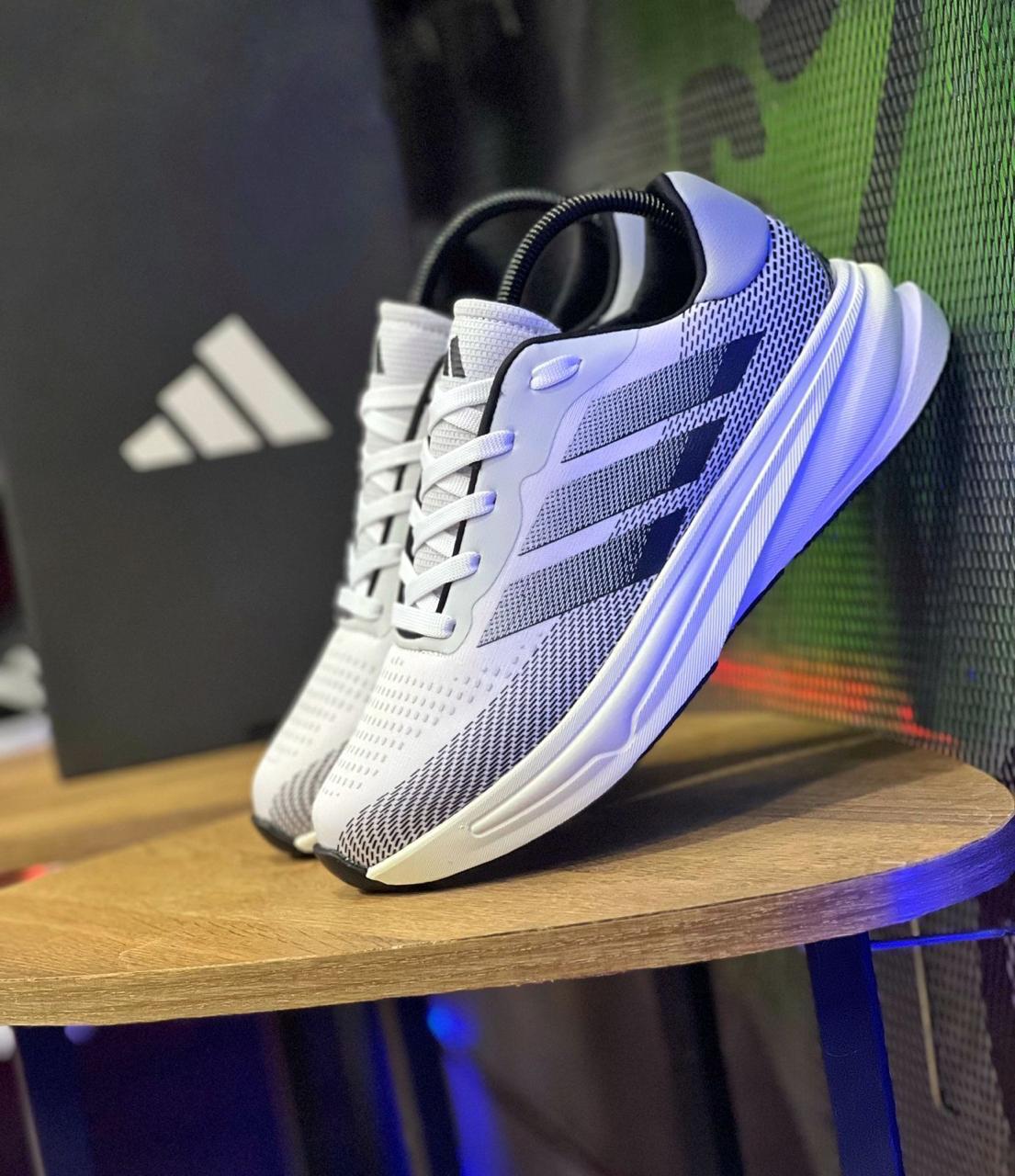 ¡Adidas Supernova Rise Pro – Comodidad y rendimiento sin límites!
