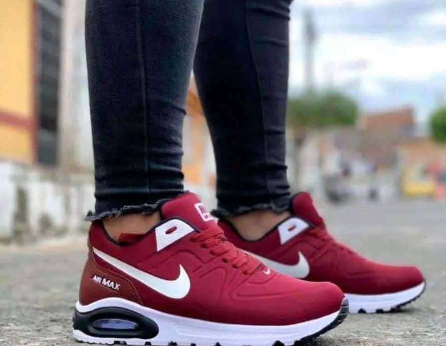 Zapatillas Air Max Ultra – ¡Comodidad, Estilo y Rendimiento!